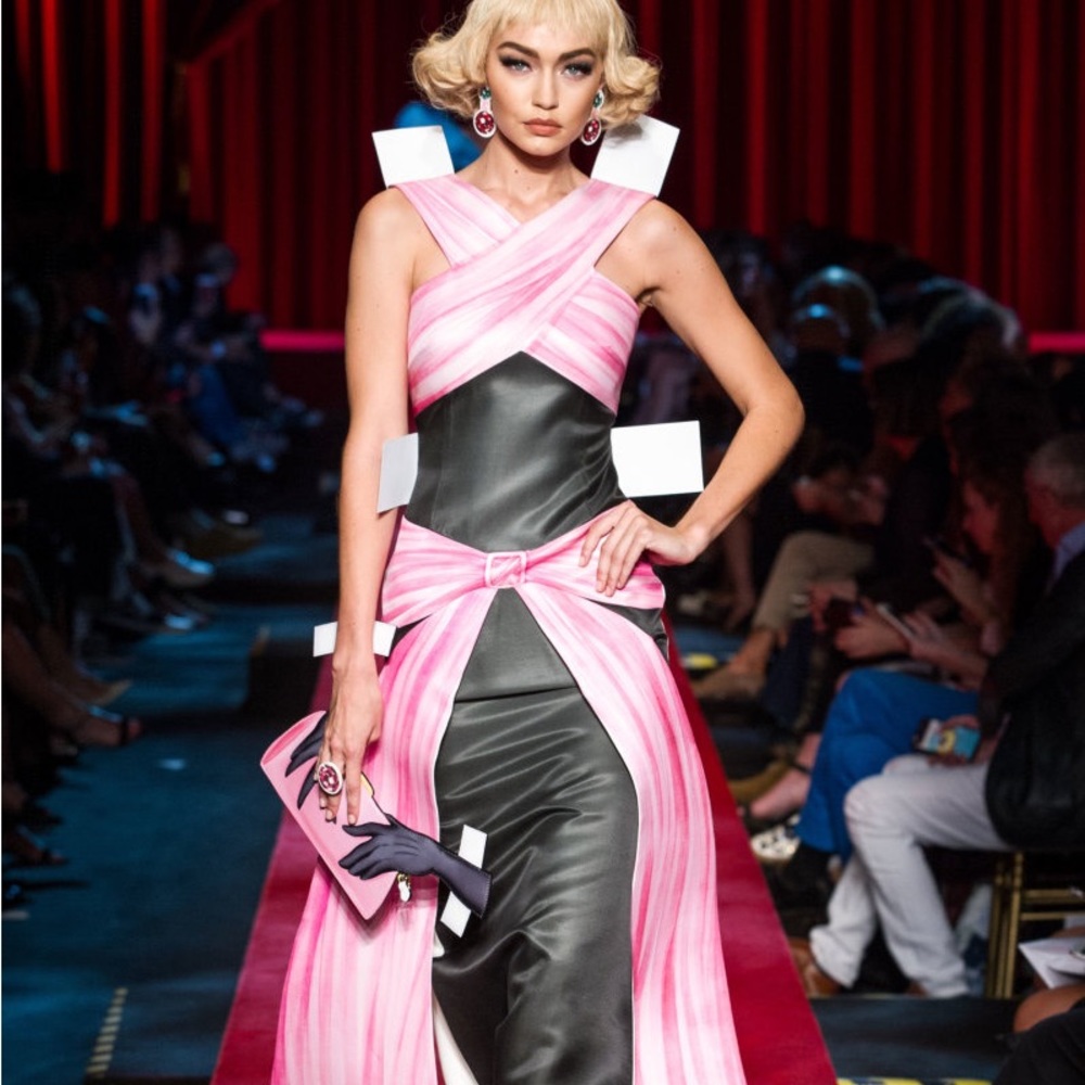 Moschino paper doll ss17 purse